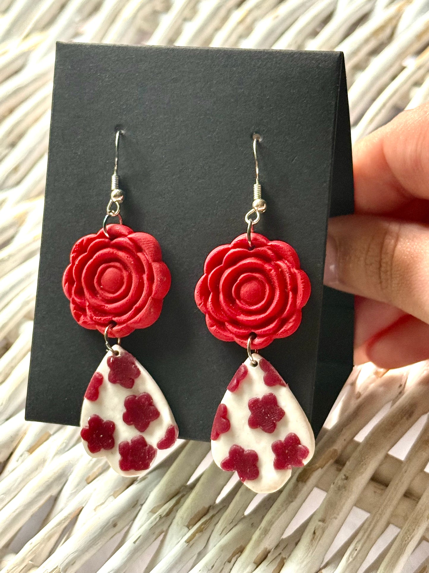 Red flower scalloped teardrop earrings