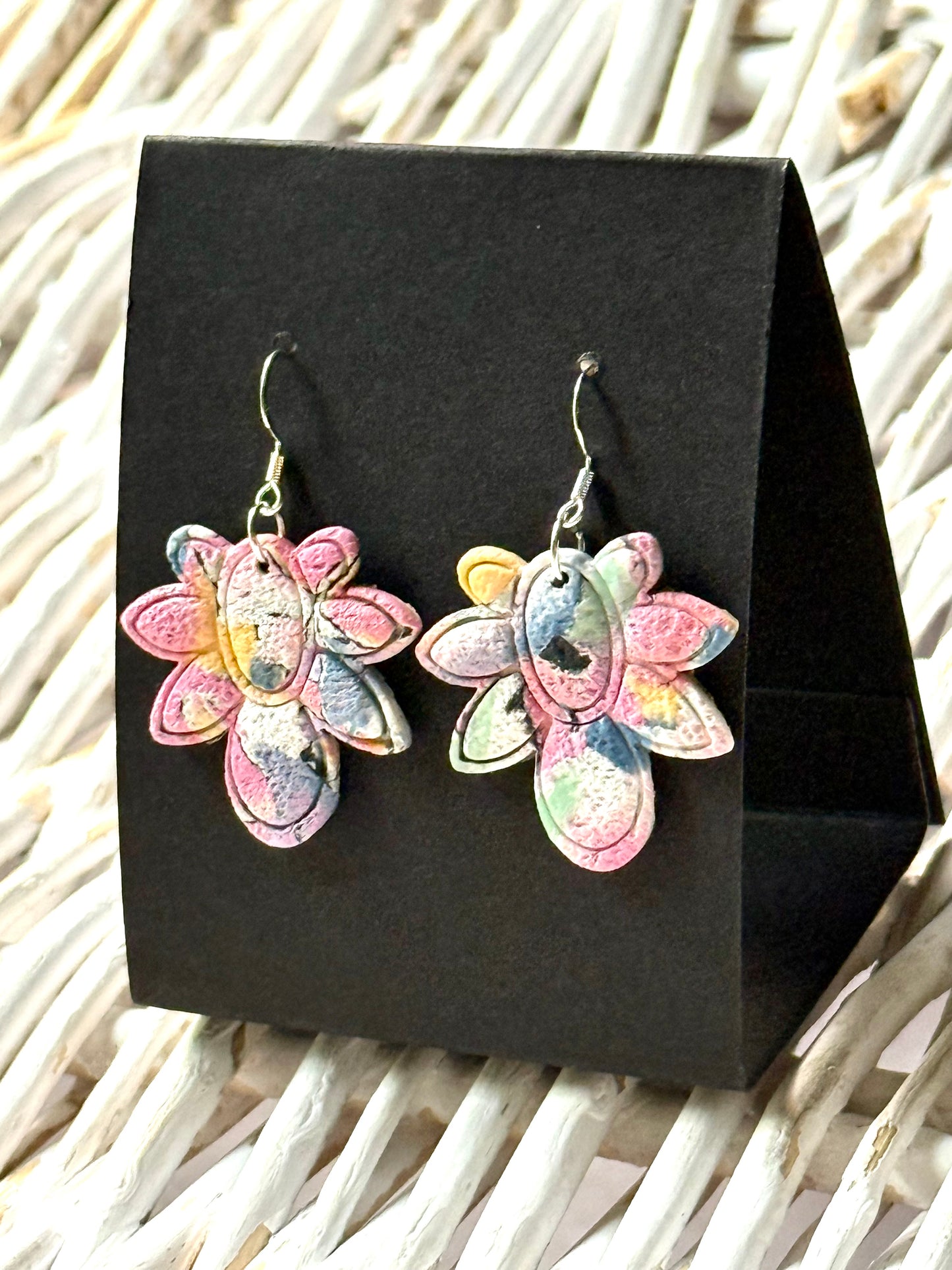 Tie dye scalloped flower dangle